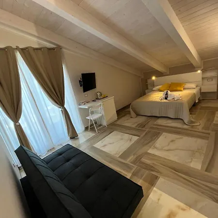 A La Puesta Del Sol Agropoli